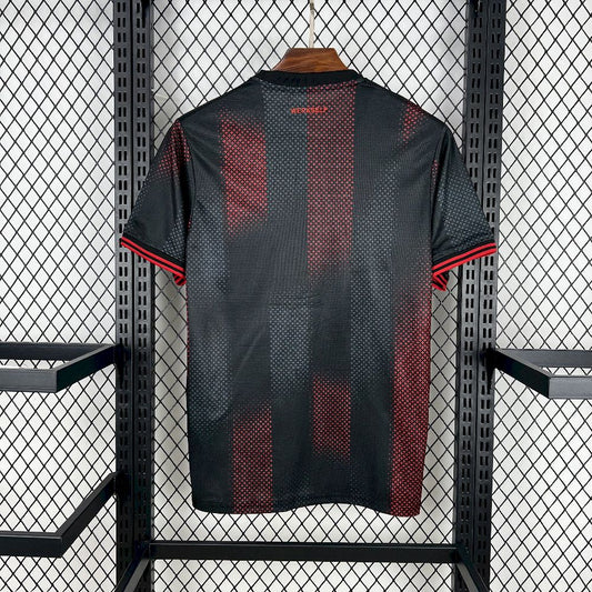Camisola Principal Leverkusen 2025-26