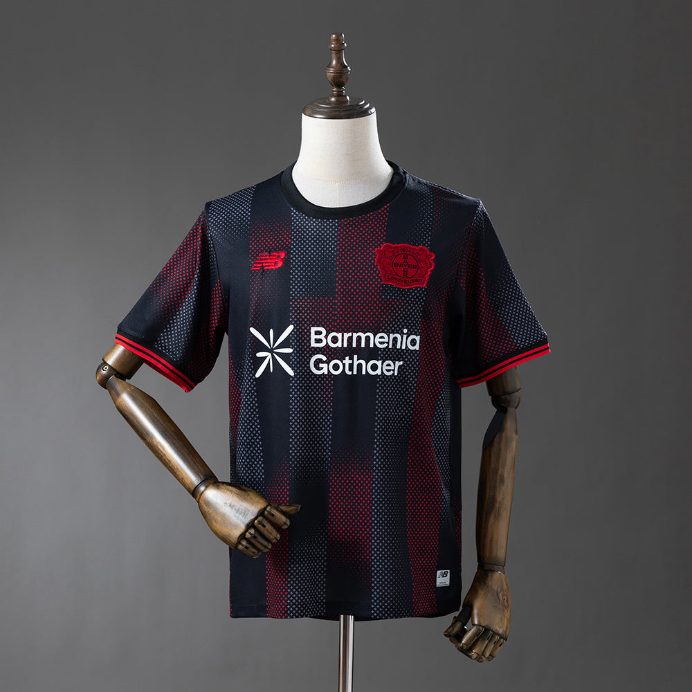 Camisola Principal Bayer Leverkusen 2025/26