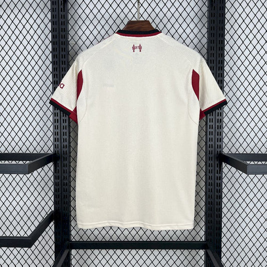 Alternativa Liverpool 25-26