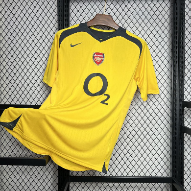 Retro Arsenal 2005-06